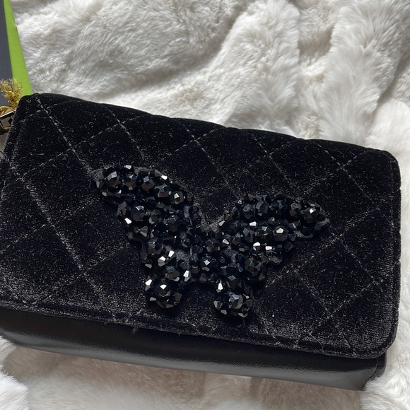Dream Control Black Velvet Vegan Leather clutch NEW - Picture 4 of 4